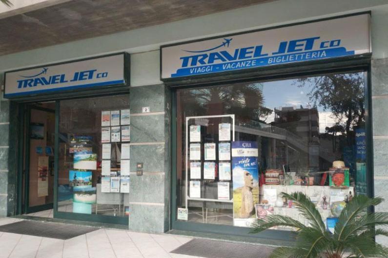 traveljet it company-profile 002